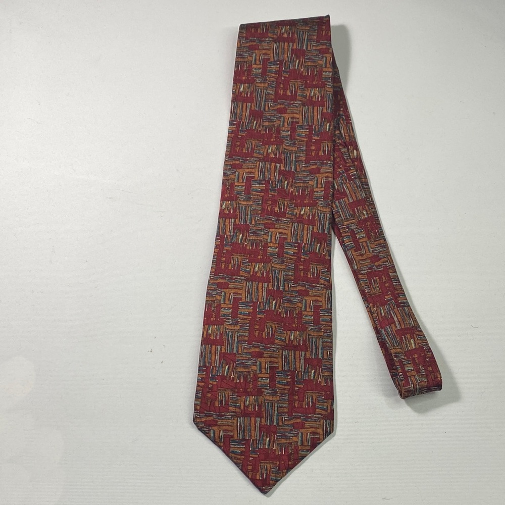 Stylish Red and Gold Men's Tie